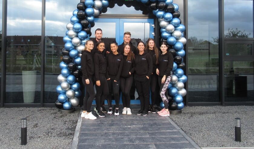 Het team van Body Care voor het nieuwe pand.