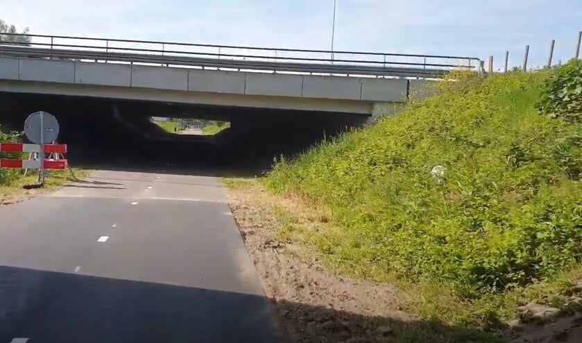 Eén van de onderdoorgangen waar regelmatig overvallen worden gepleegd.
