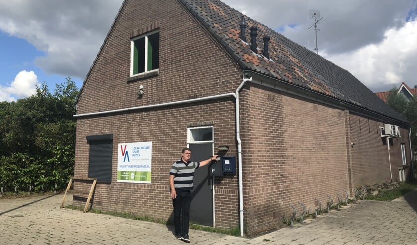 Aart Muizer bij de vroegere Appelschuur.