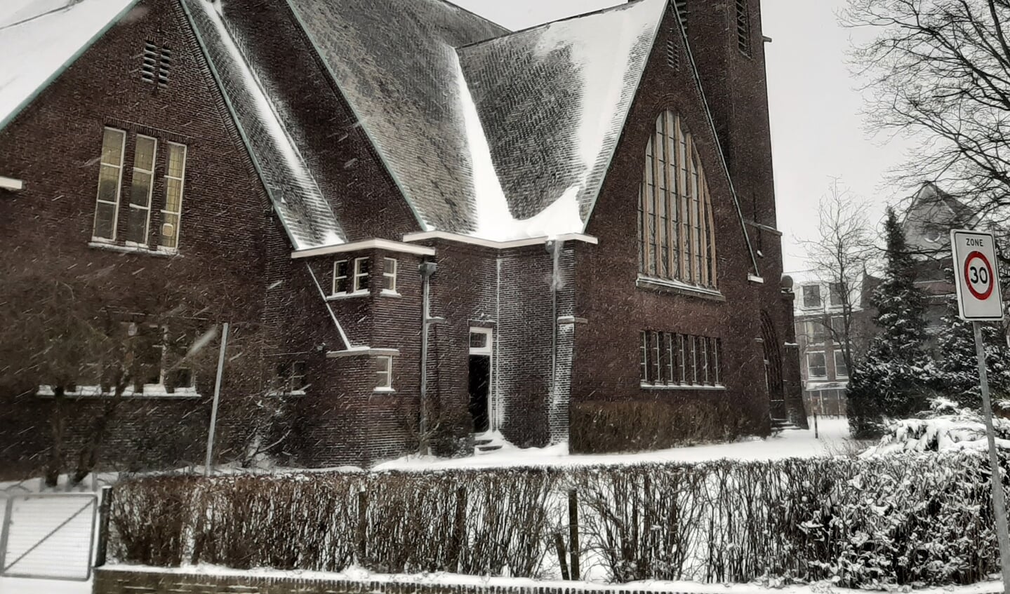 De Bethelkerk in de sneeuw. (foto: Madelene Poley-Hoogland)