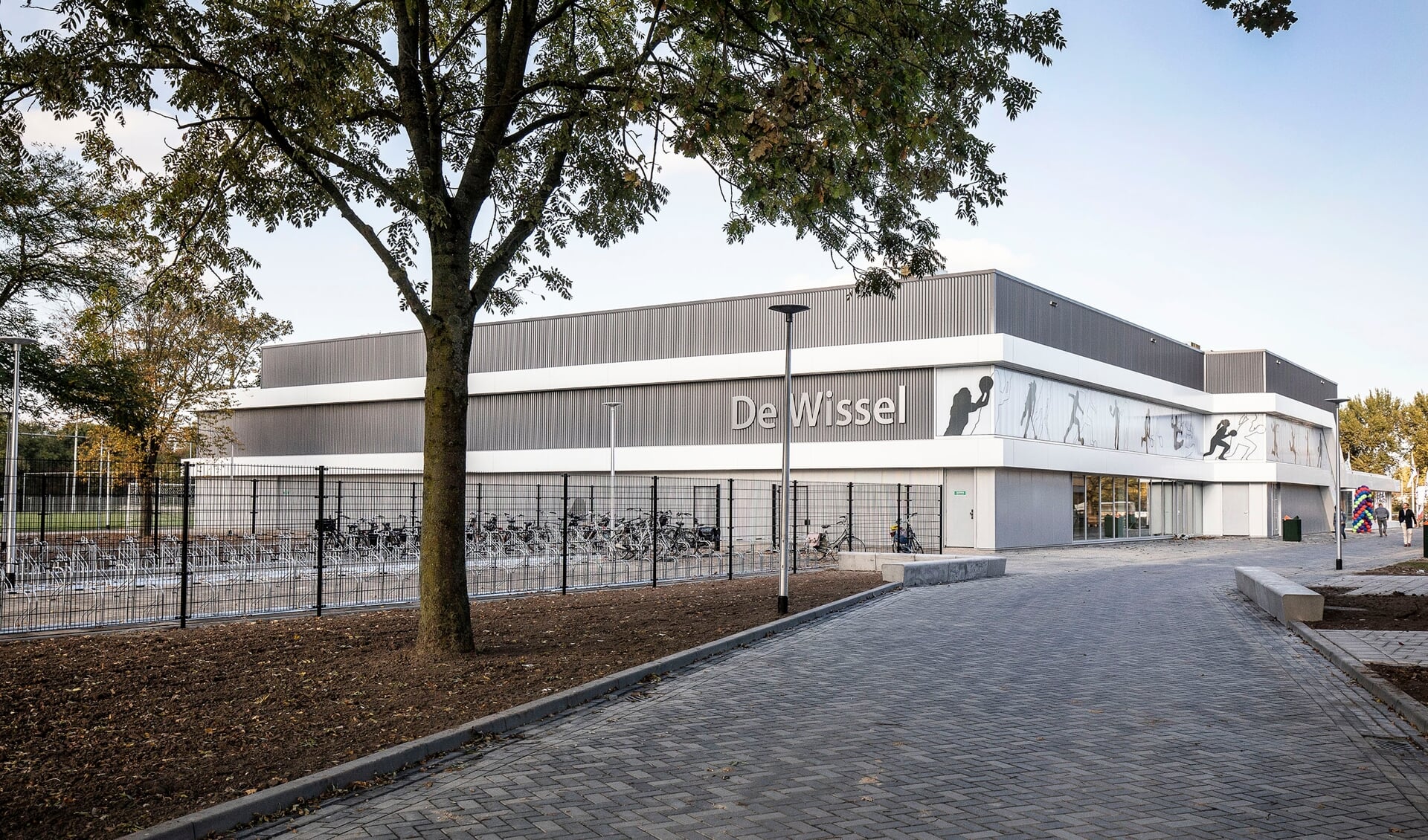In sporthal De Wissel worden vanaf 12 april coronatests afgenomen.