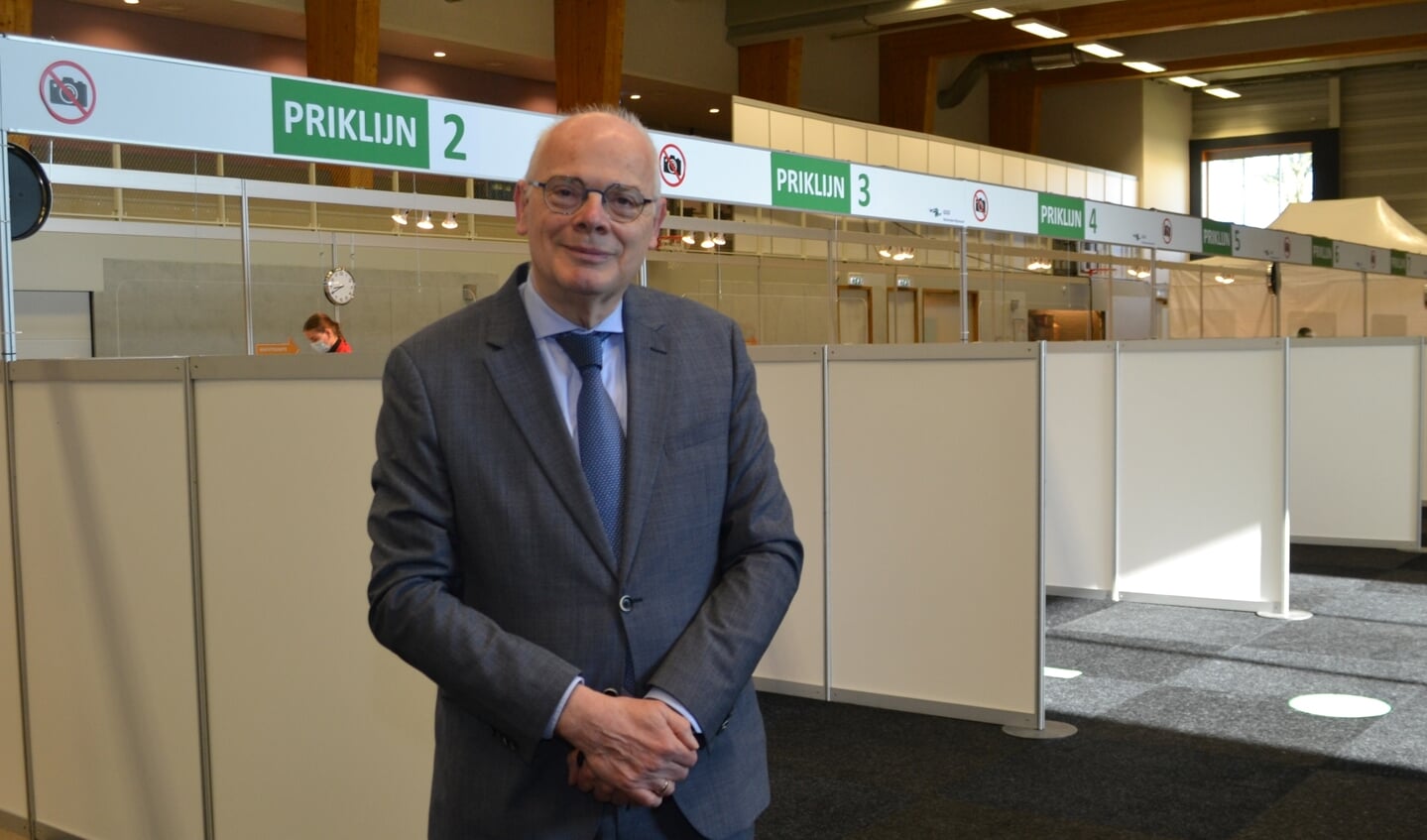 Burgemeester Jan van Belzen: “Ik hoop dat Barendrechters zich massaal laten vaccineren.” 