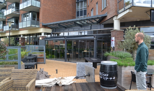 <p>Het terras van La Hermana.</p>