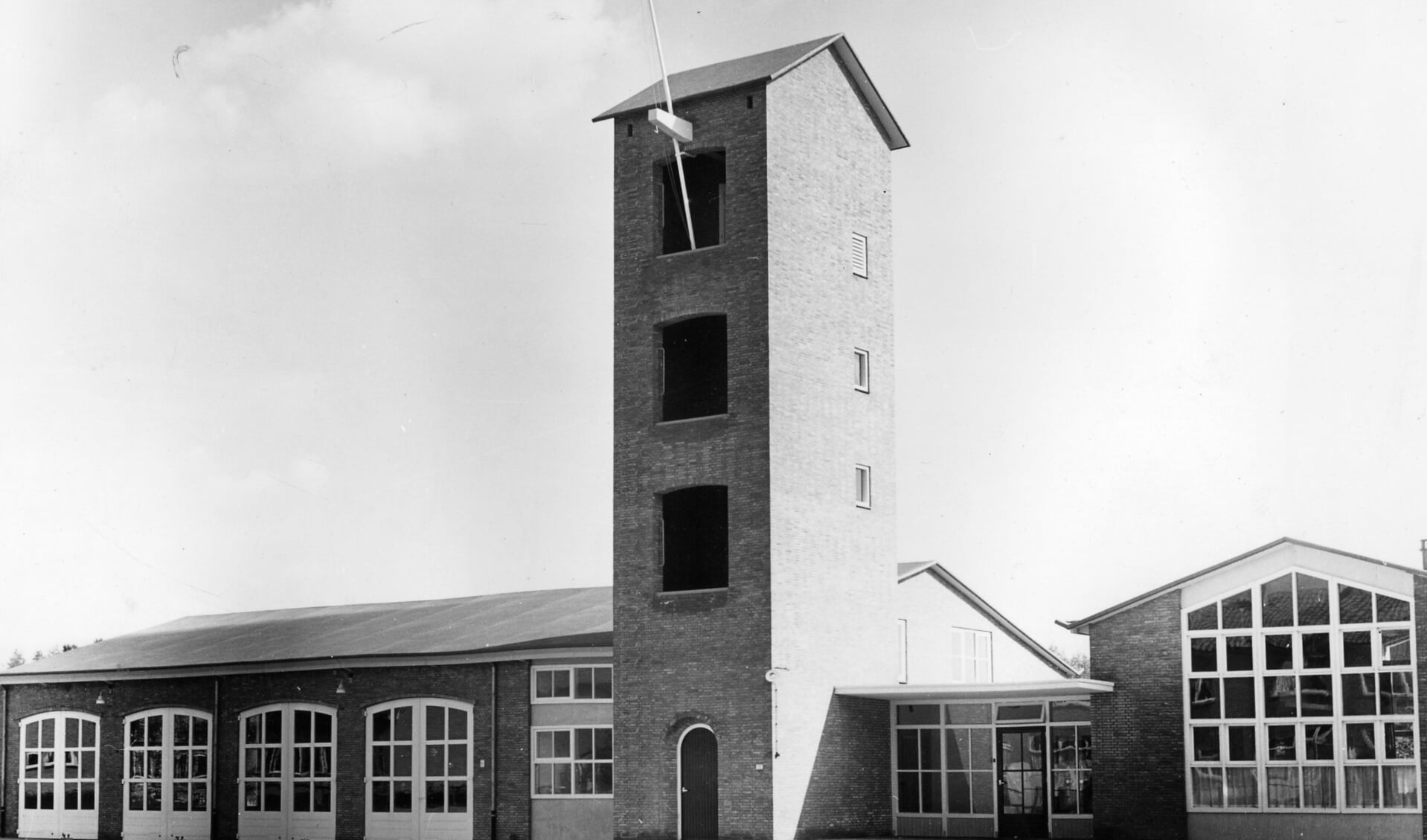 De Ridderkerkse brandweerkazerne in 1955