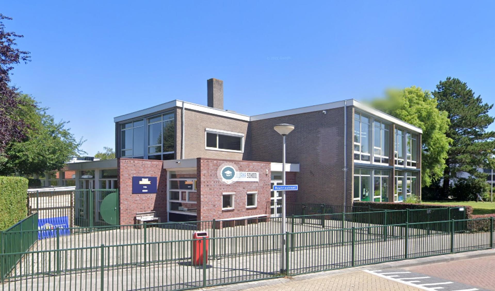 Julianaschool aan de Julianastraat in Rhoon.