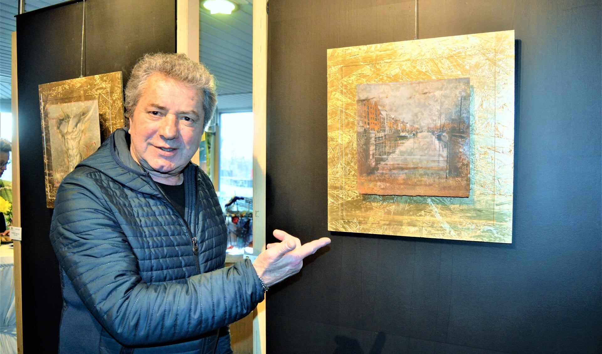Luigi Piccioni bij zijn "Gezicht op Delfshaven"