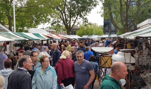 <p>Archieffoto Rommelmarkt</p>