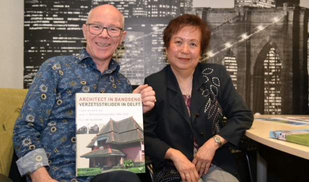 <p>Jan en Maria van Dullemen gingen in Indonesië op zoek naar architectuur uit Nederlands-Indië.</p>