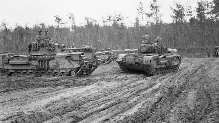 Geallieerde tanks bij het begin van de slag om het Reichswald, 9 februari 1945 