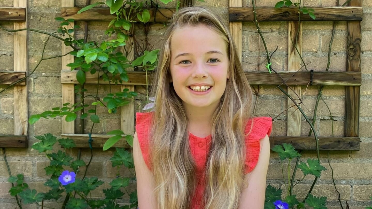 Nina Klaij  .