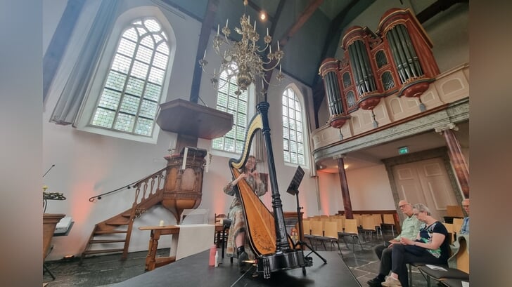 Elsbeth Verheij  tijdens haar concert van zondagmiddag.