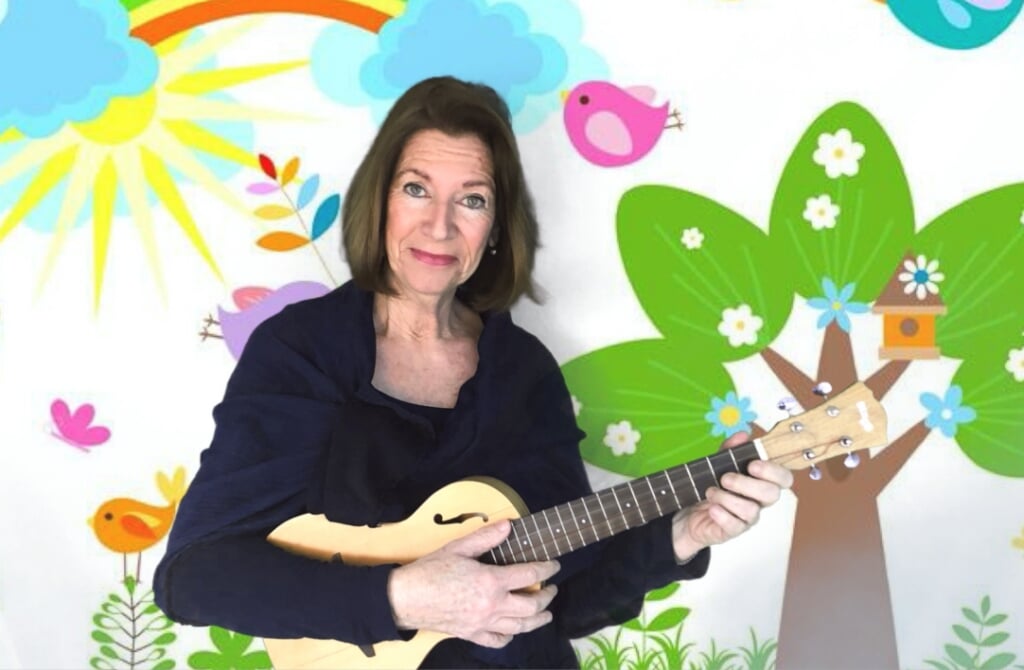 Annemarie Rijkée geeft muzieklessen via Zoom.