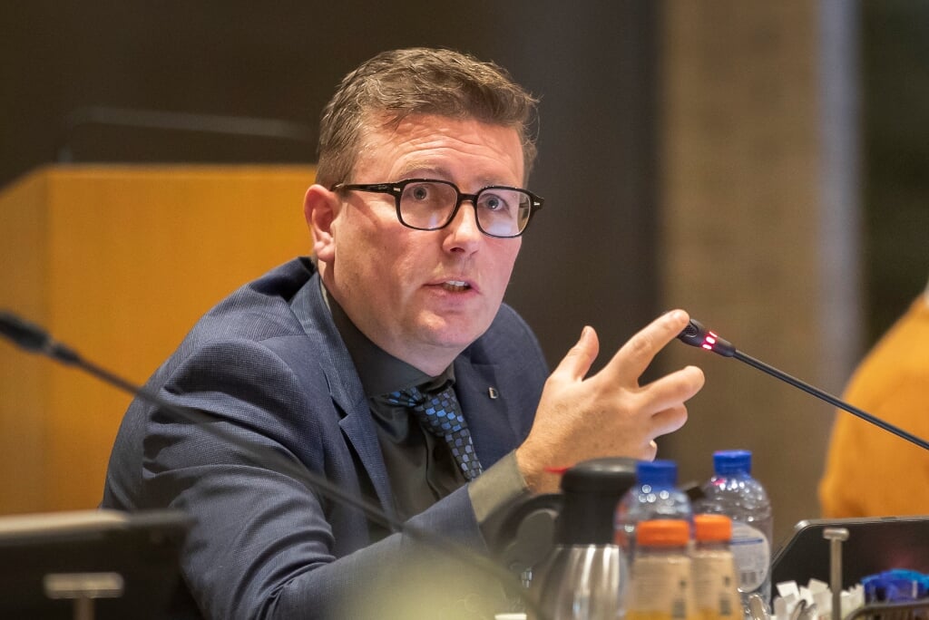 Wethouder Marco Oosterwijk: "We gaan niet bouwen als een kip zonder kop"