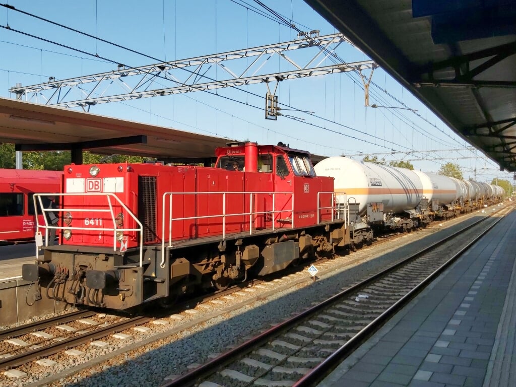 Het chloor wordt vanuit Duitsland per spoor vervoerd naar de Botlek. (archieffoto)