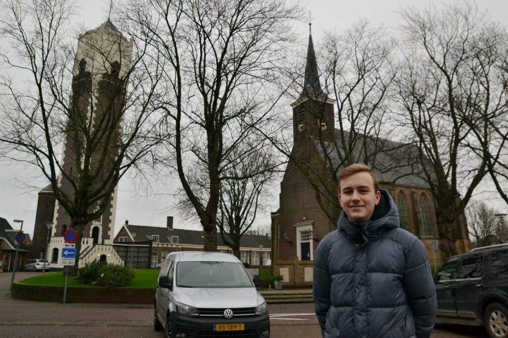 Sjoerd Visser startte met het nabouwen van de Watertoren en omgeving. 