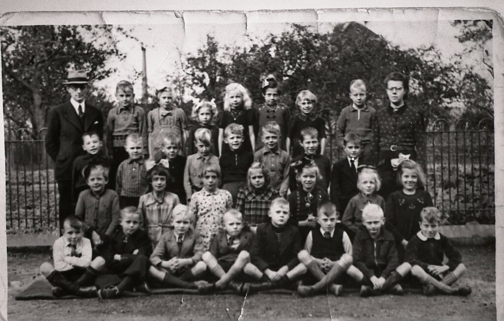 Een klas in 1944 van de christelijke school van Rijsoord
