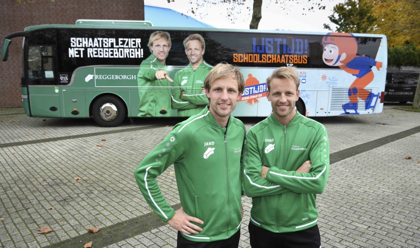 DeventerKNSB IJSTIJD Bus gesponsord door ReggeborgMichel en Ronald Mulder,Henry Holterman en Gérita WesselsMarit©foto Eric Brinkhorst