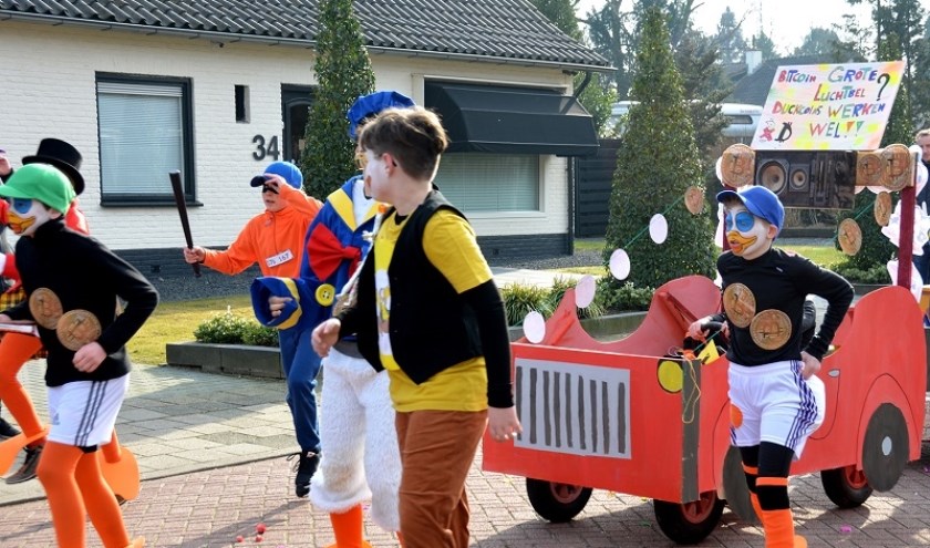 Optocht Veldzijde