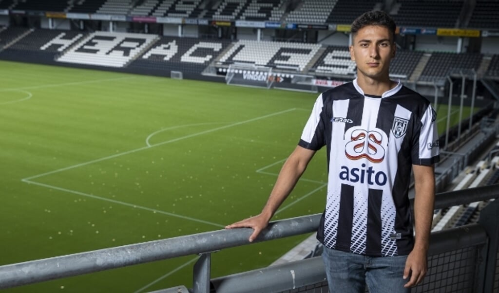 Elias Oubella heeft getekend voor Heracles Almelo. (Foto: nesimages)