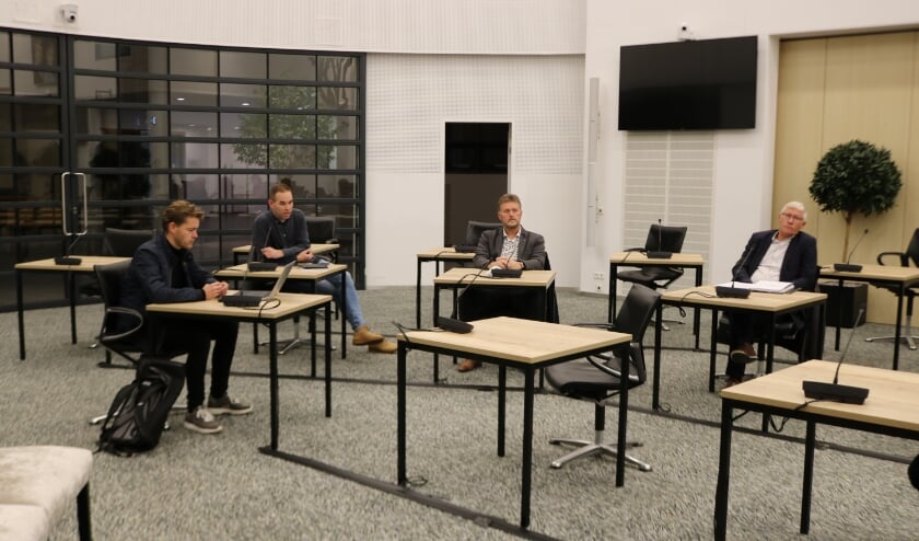 <p>v.l.n.r.: fractievoorzitters André Scheppink (SGP), Dieger ten Berge (CDA), Jan Beunk (GB) en Jan Berkhoff (CU).</p>