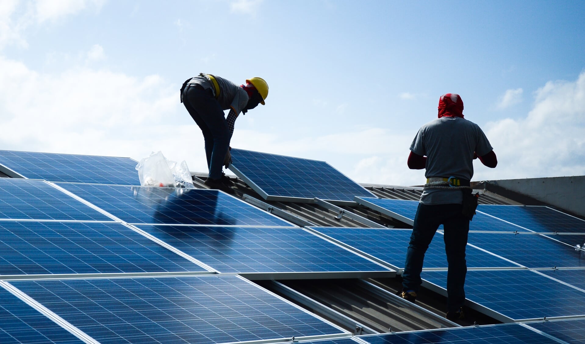 Zonnepanelen verlagen de energierekening, maar ze zijn wel een hele investering voor de kleinere ondernemer.