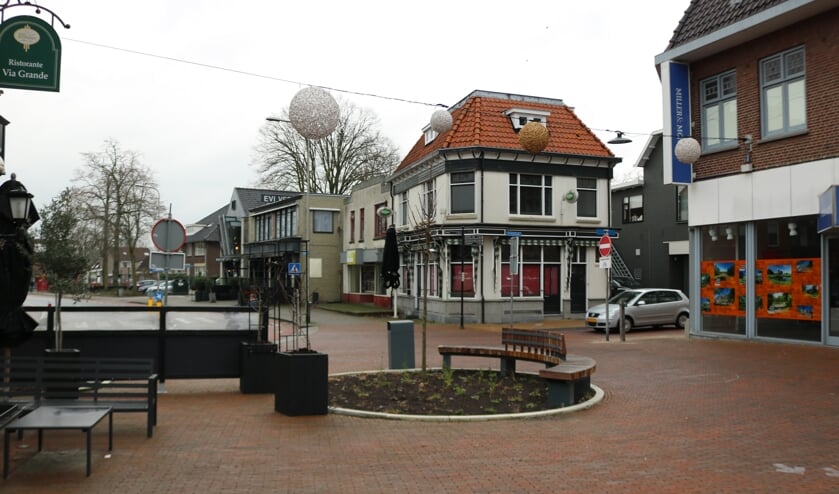 RIJSSEN - Het karakteristieke pand van de Duizendpoot uit 1926.