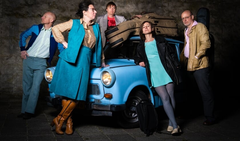 <p>Ausdauer brengt met Die Mauer is een muzikale theatervoorstelling over de tijd ná de val van de Berlijns muur.</p>