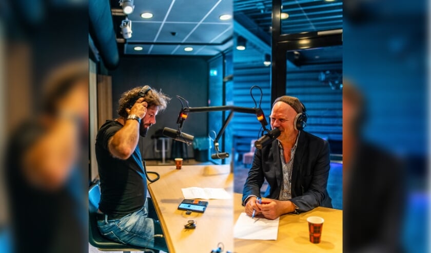 <p>Hendrik Jan Bökkers en Albert Bartelds maken samen de podcast De Nedersaksen. Ze nemen eenieder mee in de Nedersaksische cultuur, taal en geschiedenis.</p>