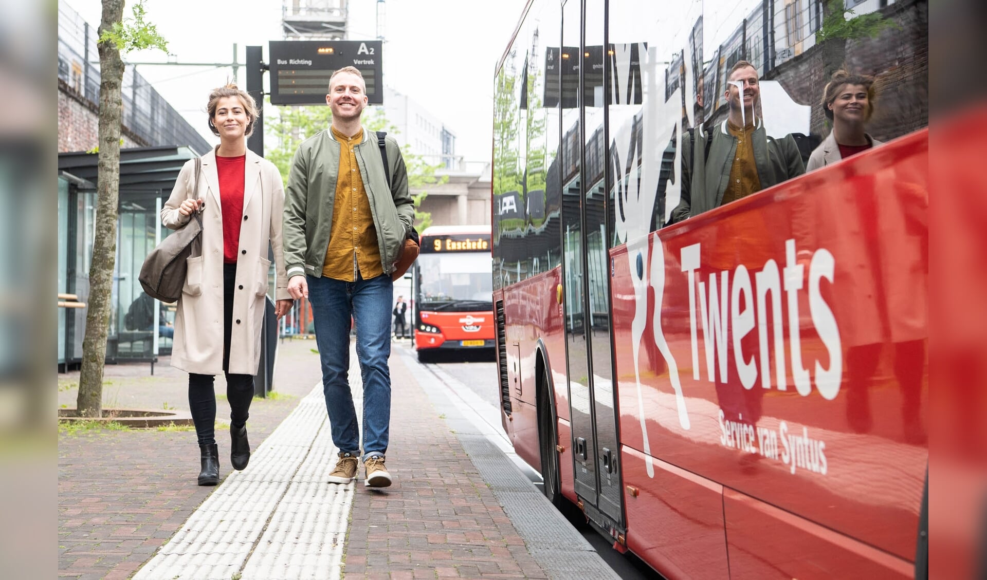De dienstregeling voor het openbaar vervoer in Twente verandert komend jaar nauwelijks.