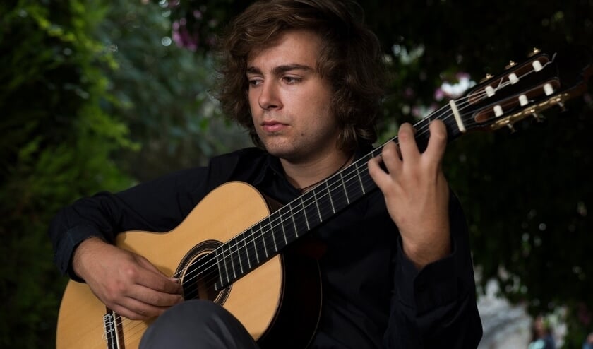 <p>Francisco Luis uit Portugal komt naar het Twents Gitaarfestival.</p>