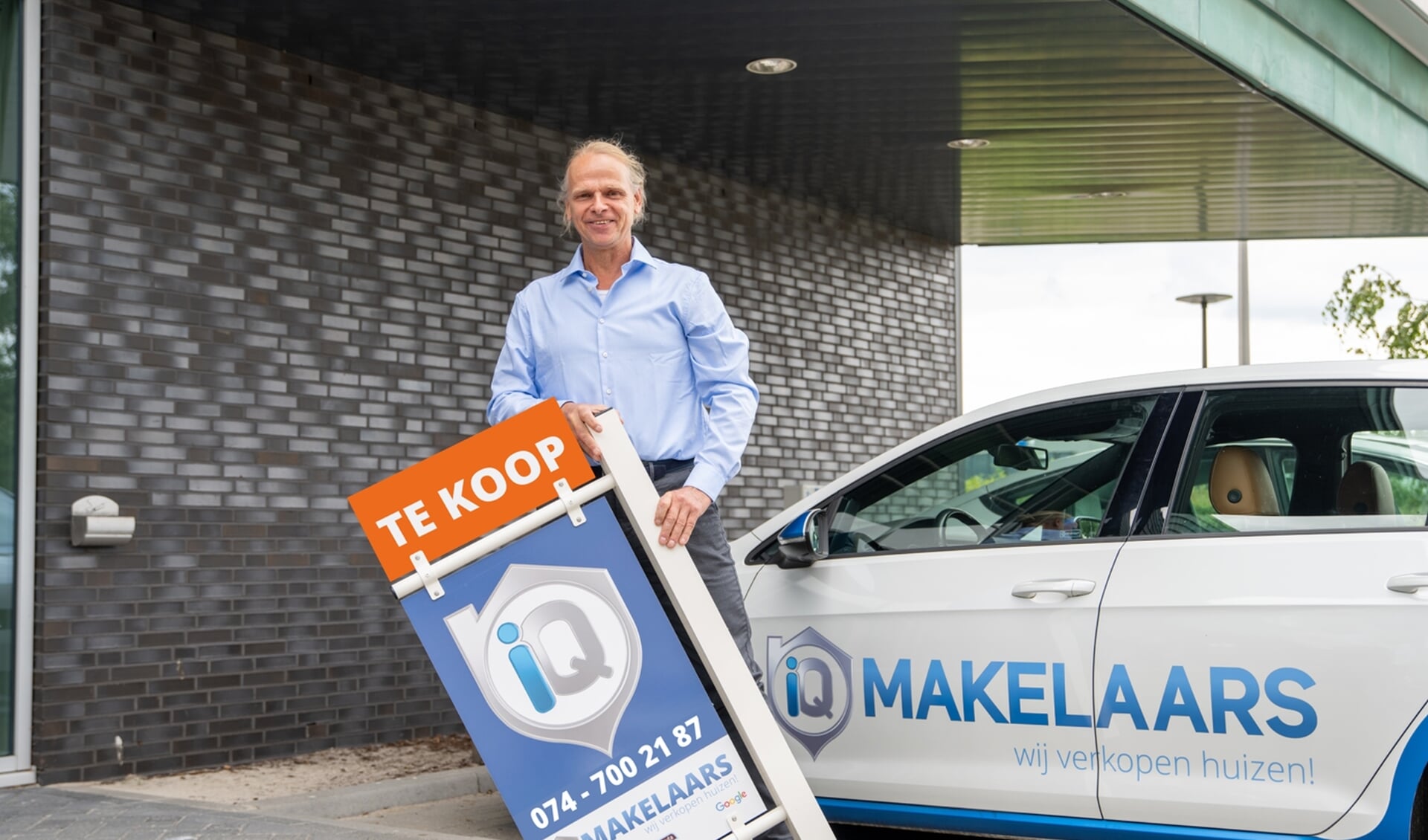 Eric Holterman is iQ Makelaar in Hengelo, Borne en Hof van Twente. ''Wij hebben geen verborgen of onderliggende belangen. Wij verkopen bijvoorbeeld geen hypotheken of verzekeringen.''
