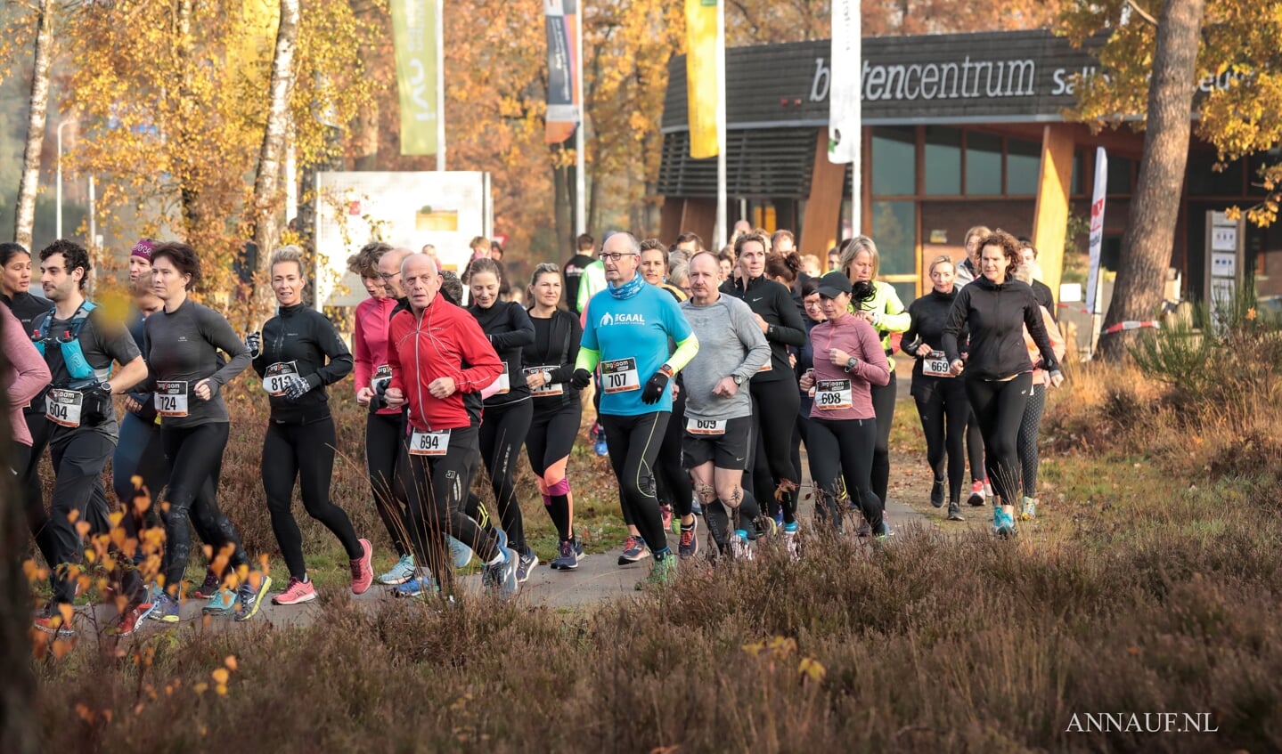 Start/finish van ZorgSaam BocoTrail is net als vorige jaren vanaf het Buitencentrum Sallandse Heuvelrug van Staatsbosbeheer. (foto: Annauf)