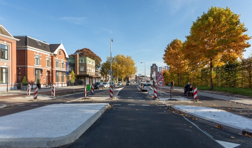 <p>De Haaksbergerstraat is weer open voor het verkeer.</p>