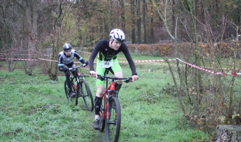<p>Mountainbikers op het parcours tijdens een vorige editie van de ATB Run. </p>