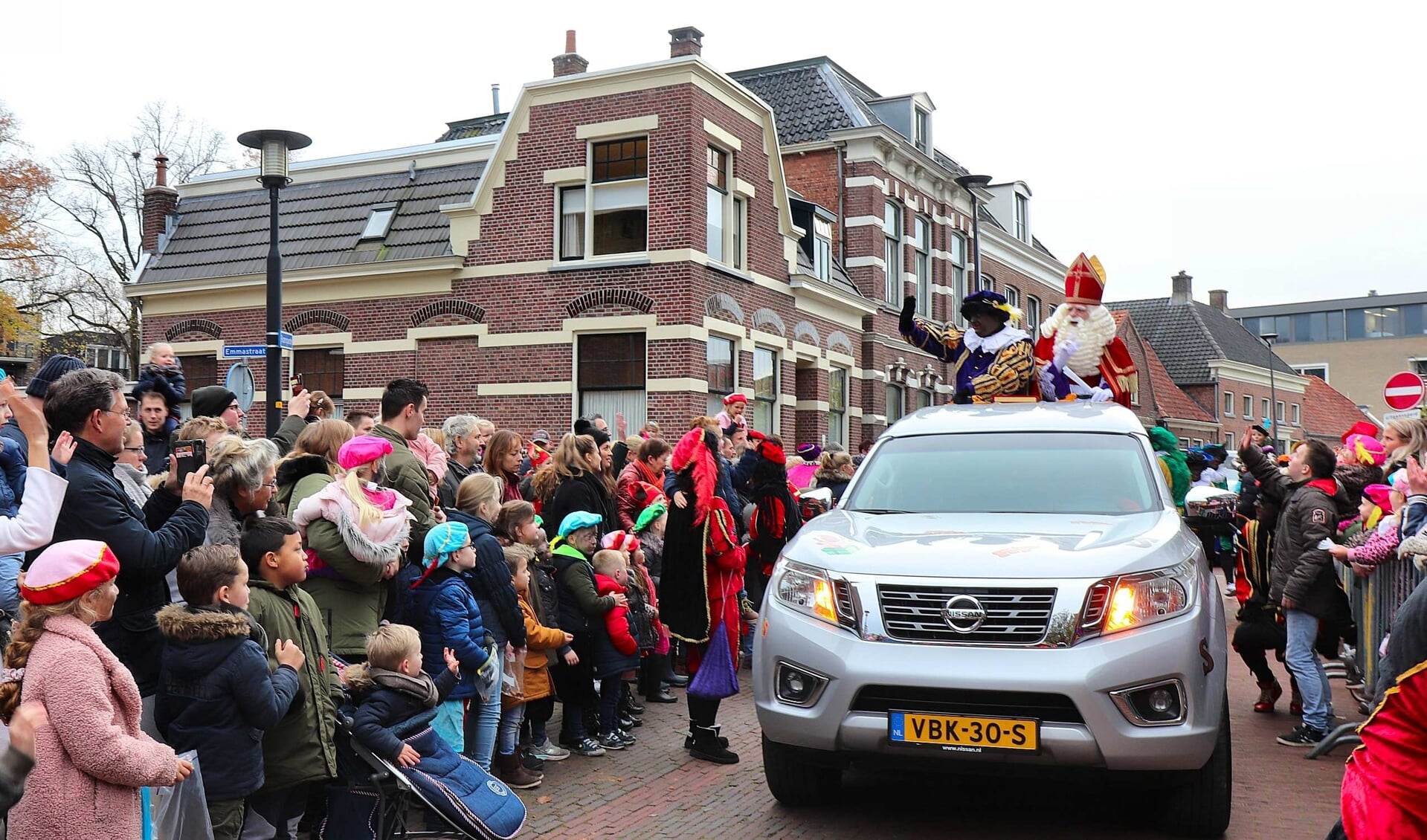 Sinterklaas en meer dan 60 Pieten gaan in optocht door de straten van Rijssen op zaterdag 13 november. 