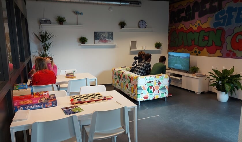 <p>De huiskamer is elke woensdag- en donderdagmiddag open.</p>
