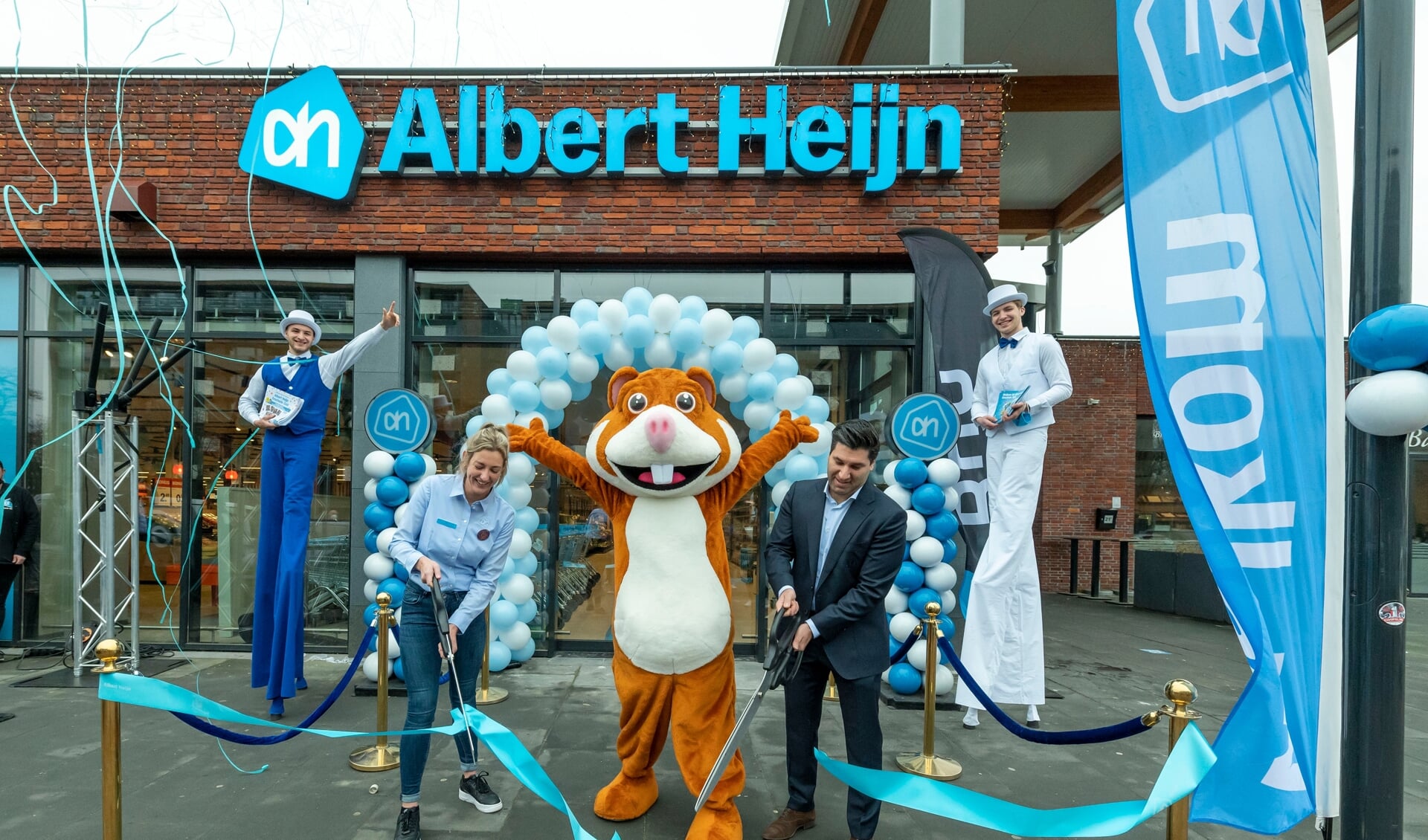De Albert Heijn ging feestelijk open. (Foto: Albert Heijn/Yasmin Hargreaves)