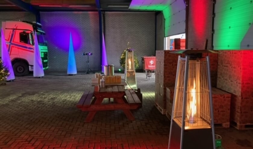 <p>Breukers Verhuur draagt zorg voor een sfeervolle, gezellige aankleding van uw locatie. Dit kan bijvoorbeeld op de parkeerplaats bij het bedrijf of in een bedrijfshal.</p>