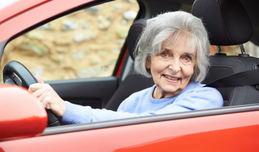 <p>Al een tijdje in bezit van het rijbewijs? Het opfrissen van de verkeerskennis is wenselijk.</p>