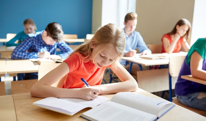 <p>Er zijn veel ondersteunende maatregelen om kinderen te helpen wanneer een klein inkomen een belemmering is.</p>