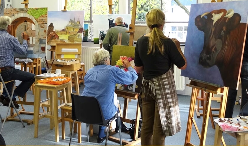 <p>Met een goed stukje begeleiding kan iedereen de kunst van het realistisch fijnschilderen leren bij Art Partout. Maak eens kennis met een gratis proefles.</p>
