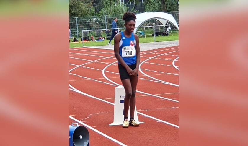 <p>Ruby Janssen is snel op de 150 meter sprint.</p>
