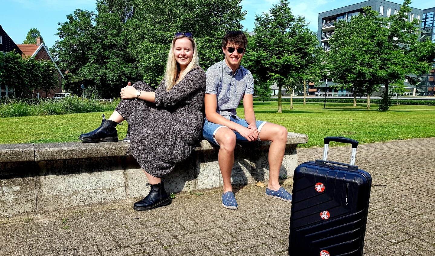 Isa en Remco gaan deze zomer naar het wonderschone Italië; kamperen en zwemmen nabij Lago Maggiore. (Foto: Linda Meijer)
