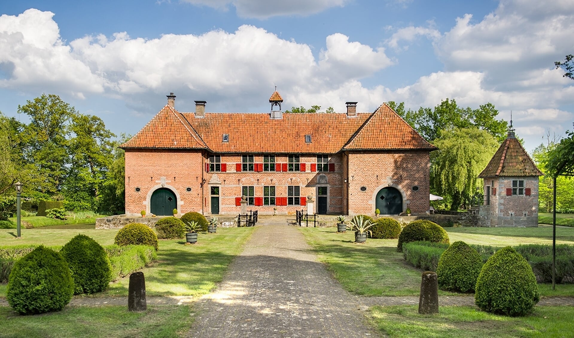 Het Huis te Breckelenkamp vormt een perfect decor voor een mooi concert door de Vlaamse stersopraan Lieselot De Wilde.
