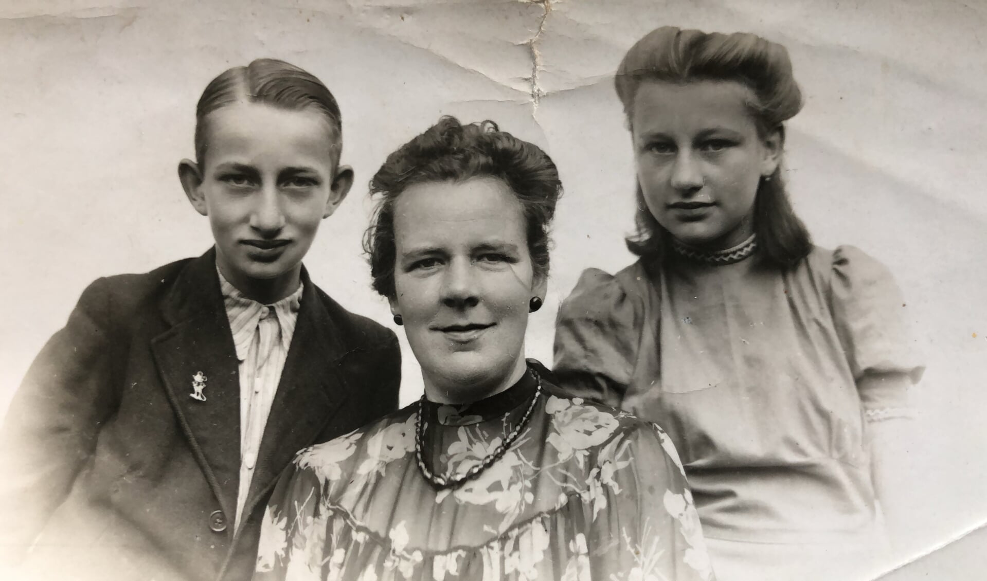 De vrouw van Salomon de Lange, Erna Nagel met hun twee kinderen Gerd en Sonja. Foto: Sonja de Lange. 