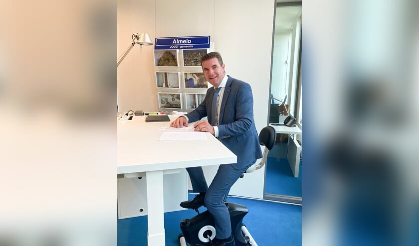 <p>Wethouder Van Mierlo vindt het belangrijk dat Almelose kinderen gezond worden.</p>