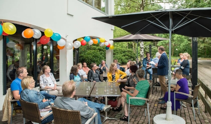 <p>ONE Twente is hét netwerkplatform voor zp'ers in Twente. Binnenkort wordt het online magazine ZP Twente Magazine gelanceerd. Foto: Henk van der Mey - Meydesgin Photography</p>