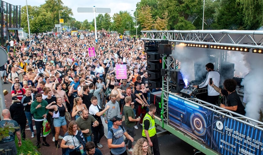 <p>De Unmute Us manifestatie trok zaterdag naar schatting zo'n 12.000 deelnemers. (Foto: Robert Hoetink)</p>
