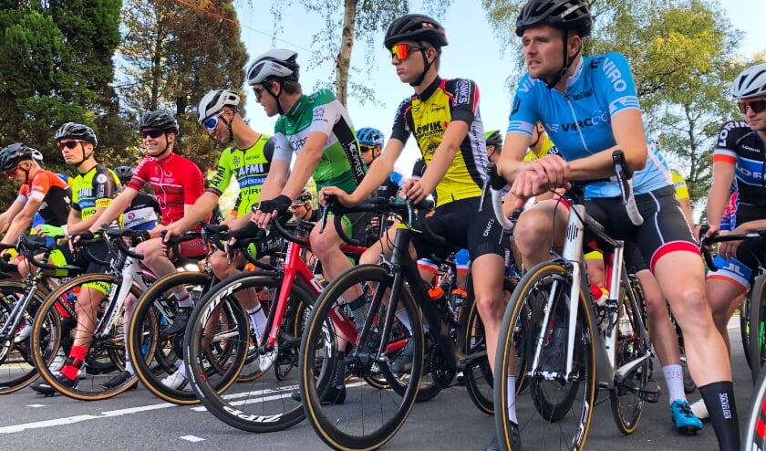 <p>Een nieuwe datum en een nieuwe locatie voor de Ronde van Oldenzaal; nu officieel de finale van de VIRO Criterium Cup Twente.</p>