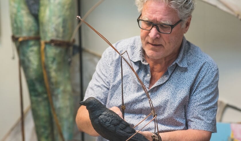 <p>Tientallen Almelose kunstenaars zetten hun deuren op tijdens Open Ateliers Almelo op zaterdag 18 en zondag 19 september.</p>